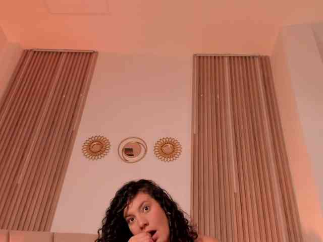 RachellJamess webcam