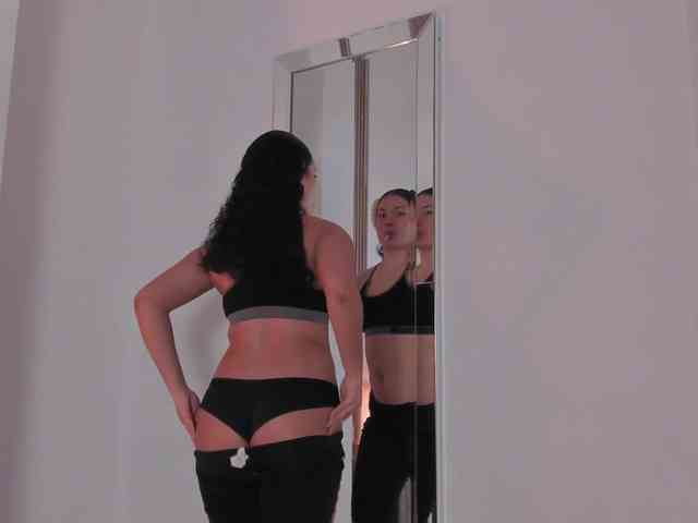 RachellJamess webcam