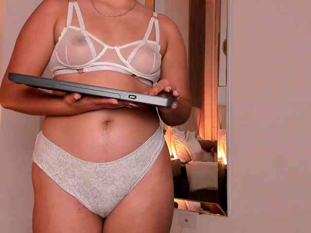 RachellJamess webcam