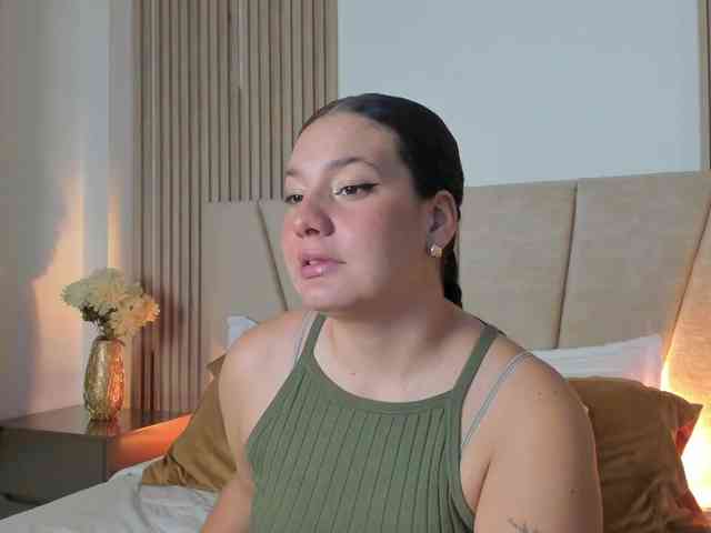 RachellJamess webcam