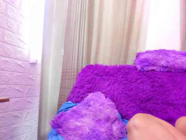 Alia_and_Adara webcam