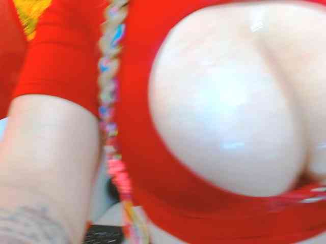 Модель: KiannaSex08