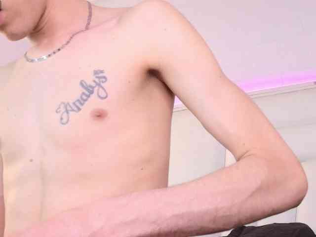 AshtonMyers AshtonMyers