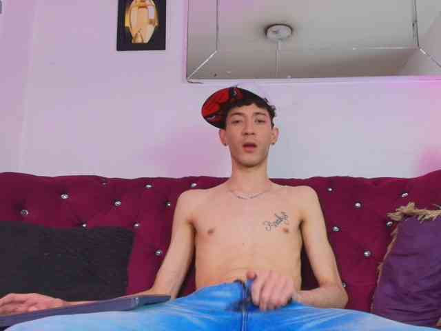 AshtonMyers AshtonMyers