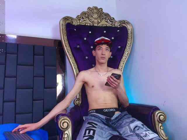 AshtonMyers AshtonMyers