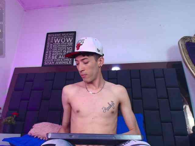 AshtonMyers AshtonMyers