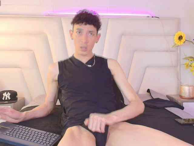 AshtonMyers AshtonMyers