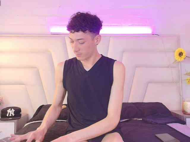 AshtonMyers AshtonMyers