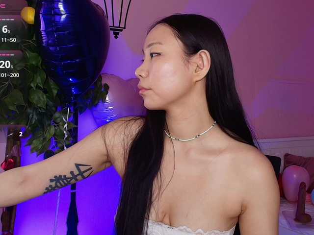 Inari-Okami's BongaCams show and profile