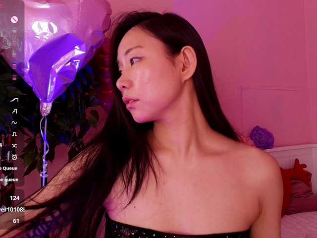 Inari-Okami's BongaCams show and profile