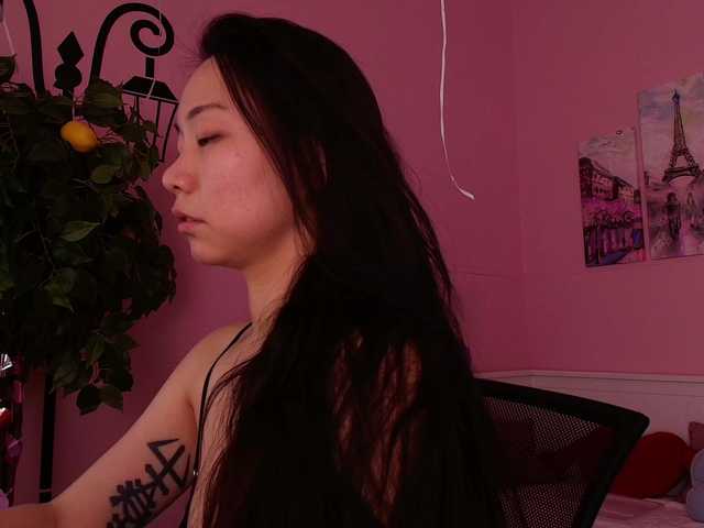 Inari-Okami's BongaCams show and profile