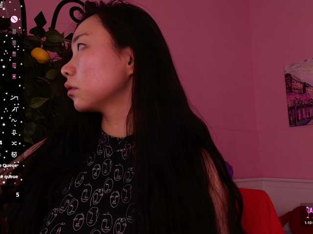 Inari-Okami's BongaCams show and profile