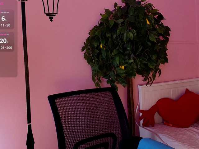 Inari-Okami's BongaCams show and profile