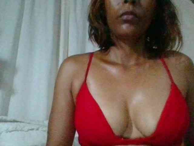 Lekah Live Webcam on BongaCams