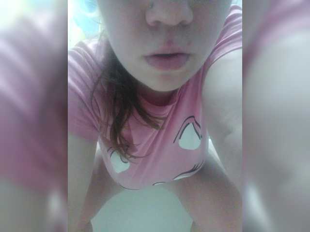 Vikki3011's BongaCams show and profile