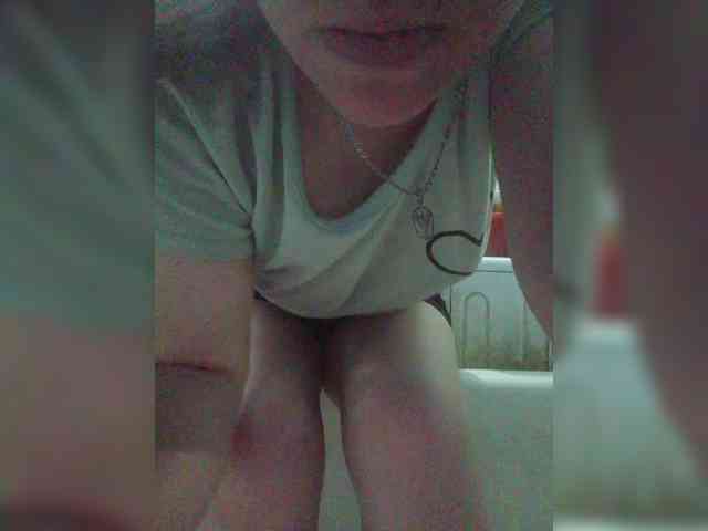 Vikki3011 webcam
