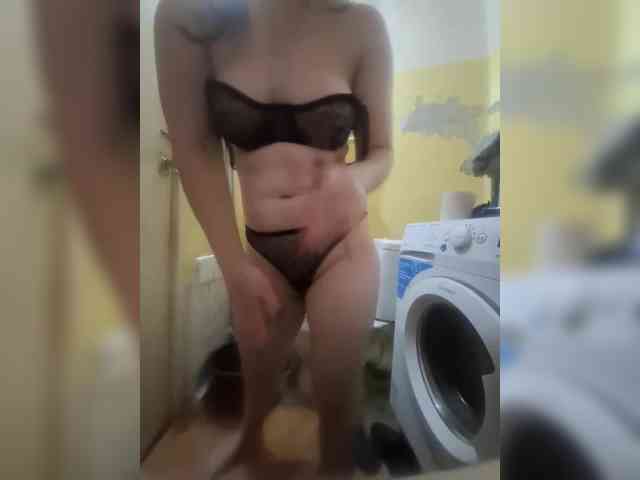 Vikki3011 webcam