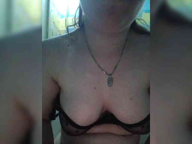 Vikki3011 webcam