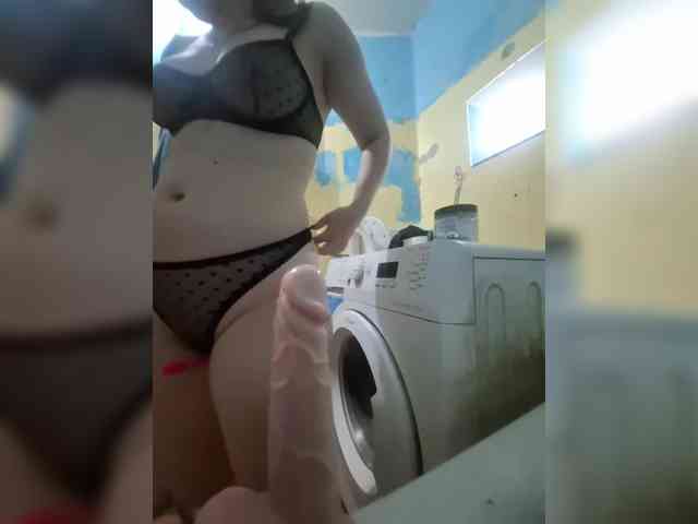 Vikki3011 webcam
