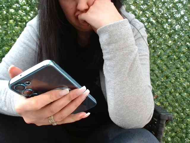 YoungHotMom