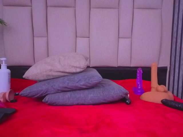 bryonycute's BongaCams show and profile