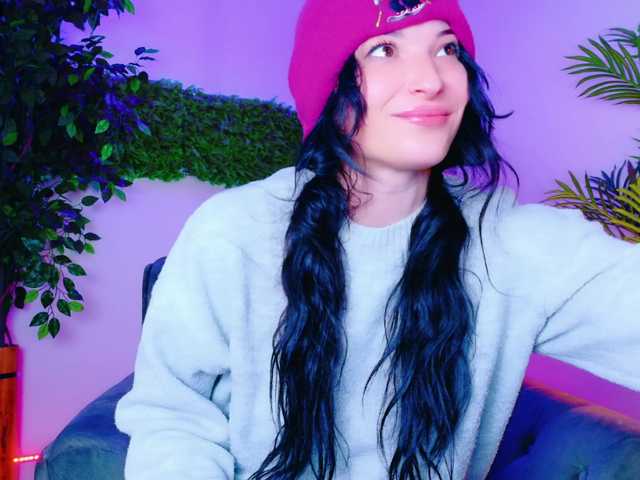 IchTahira's BongaCams show and profile