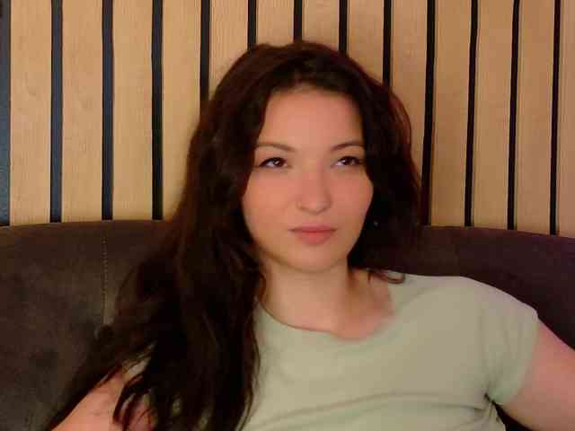 IchTahira webcam