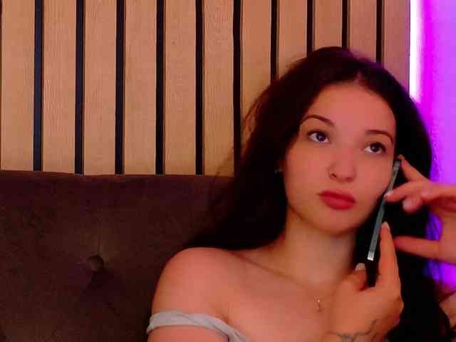 IchTahira webcam