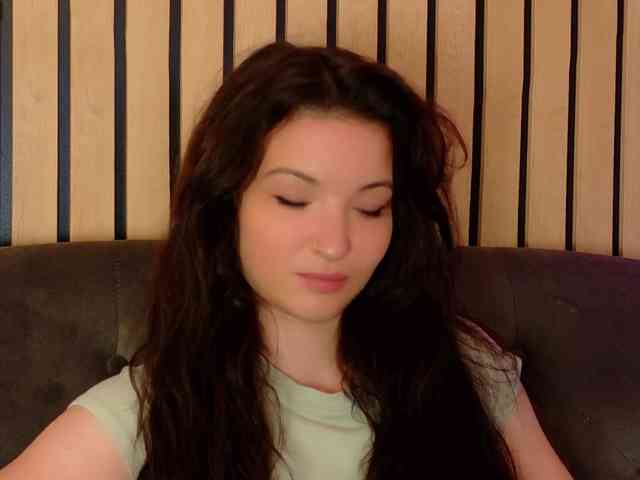 IchTahira webcam