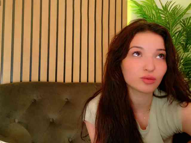 IchTahira webcam