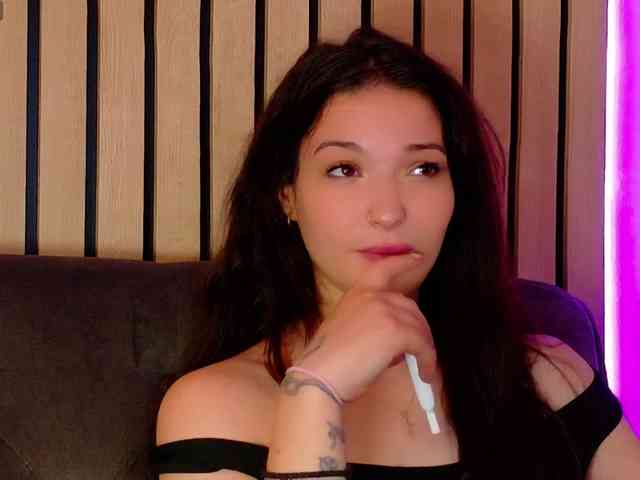 IchTahira webcam