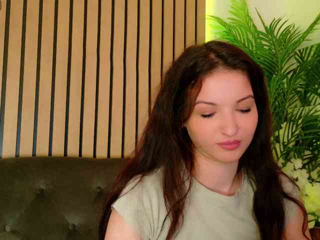 IchTahira webcam