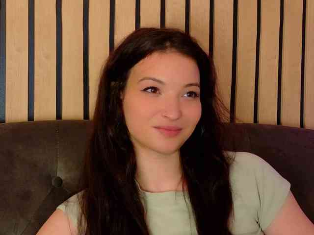 IchTahira webcam
