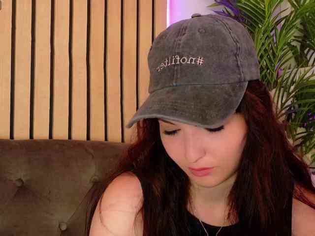IchTahira webcam