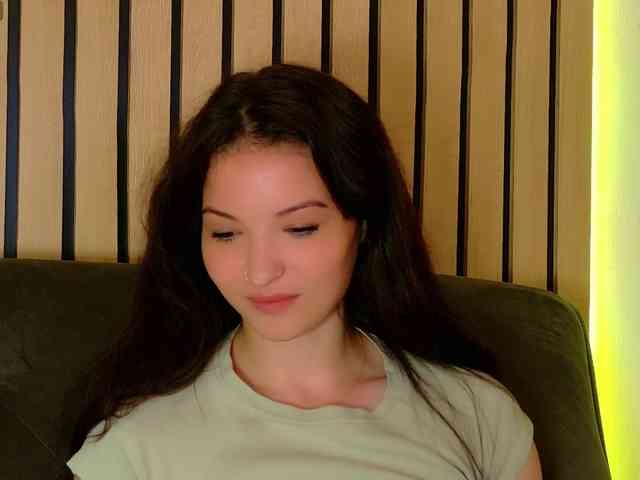 IchTahira webcam