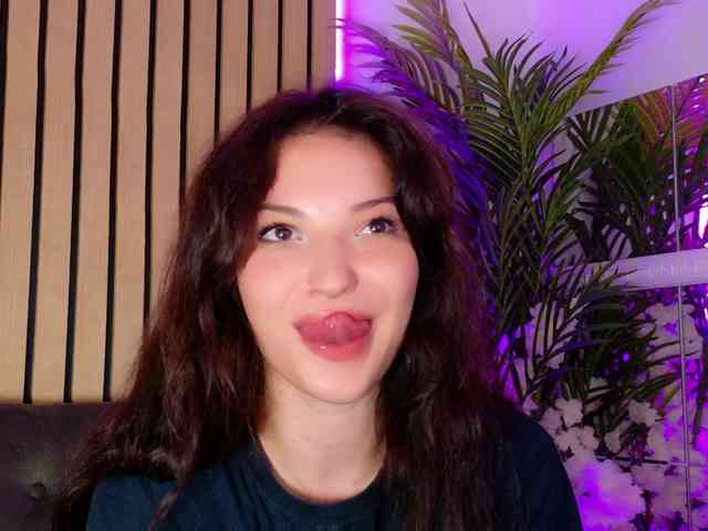 IchTahira webcam