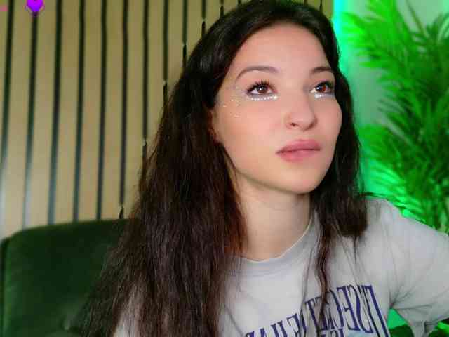 IchTahira webcam