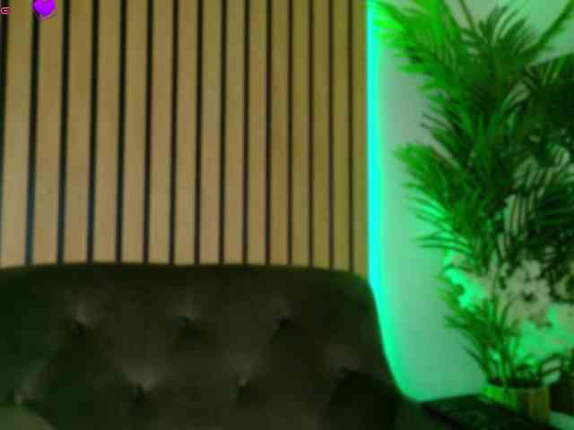 IchTahira webcam