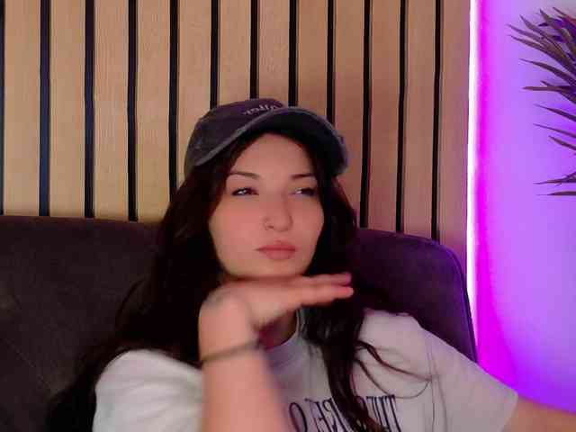 IchTahira webcam