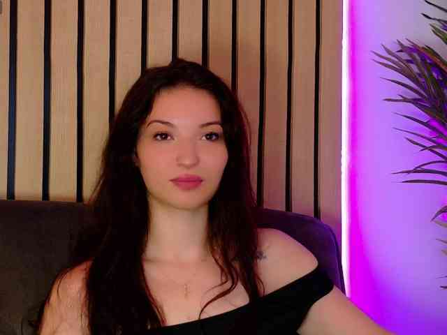 IchTahira webcam