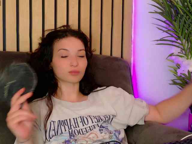 IchTahira webcam