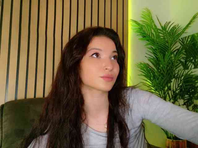 IchTahira webcam