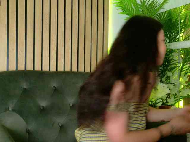 IchTahira webcam