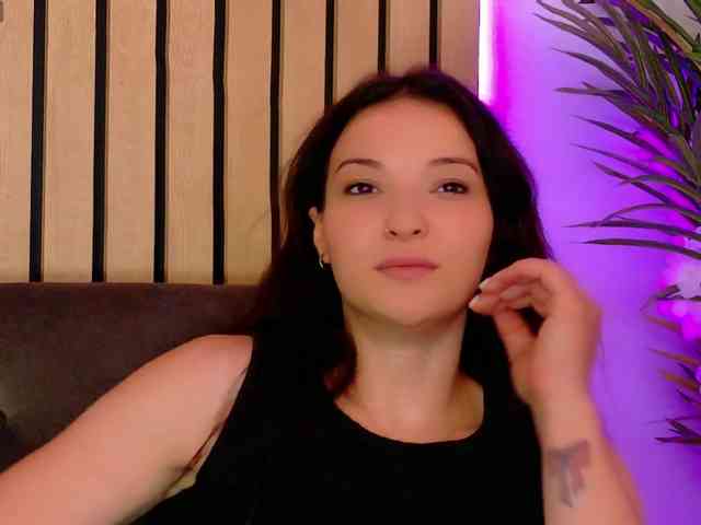 IchTahira webcam