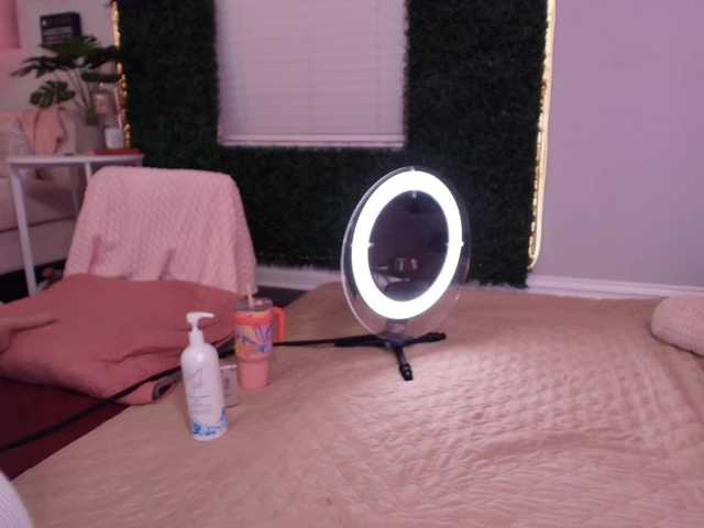 lexibby69's BongaCams show and profile