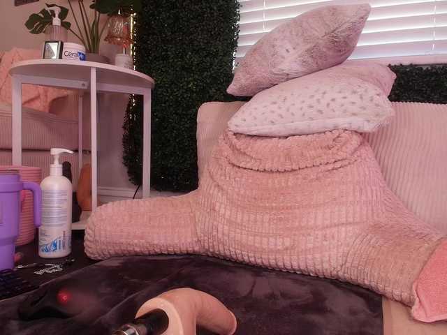 le modèle lexibby69 est en webcam porno dans un show sur le site bongacams, il possède les tags suivants: White/Caucasian,Brunette,Trimmed