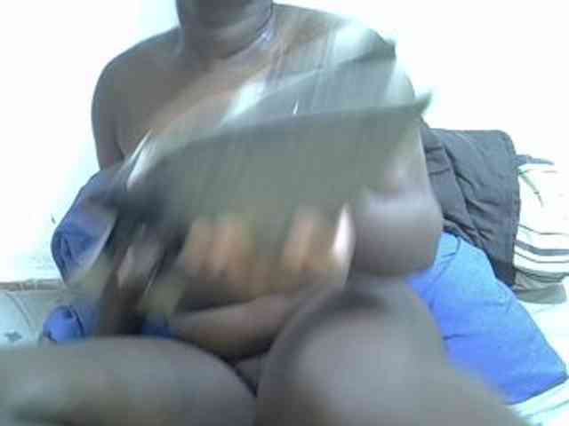 Bubblybooty webcam