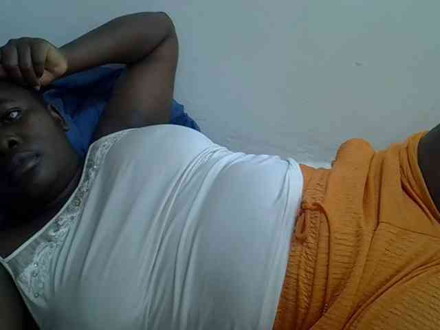 Bubblybooty webcam