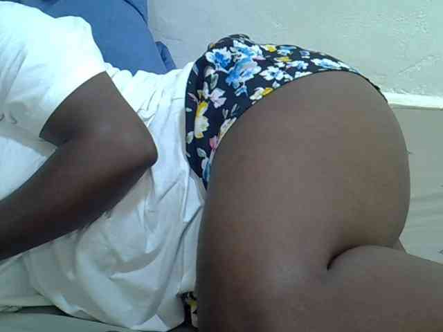 Bubblybooty webcam