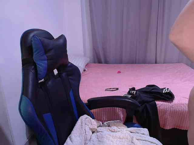 khatyjonesjones webcam